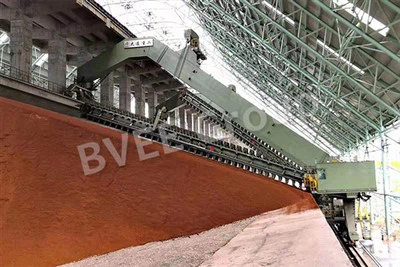 Полупортален тип скрепер Reclaimer